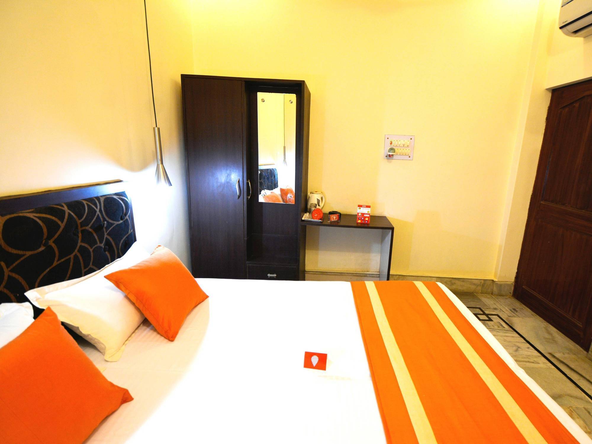 Ganges Inn Варанаси Экстерьер фото
