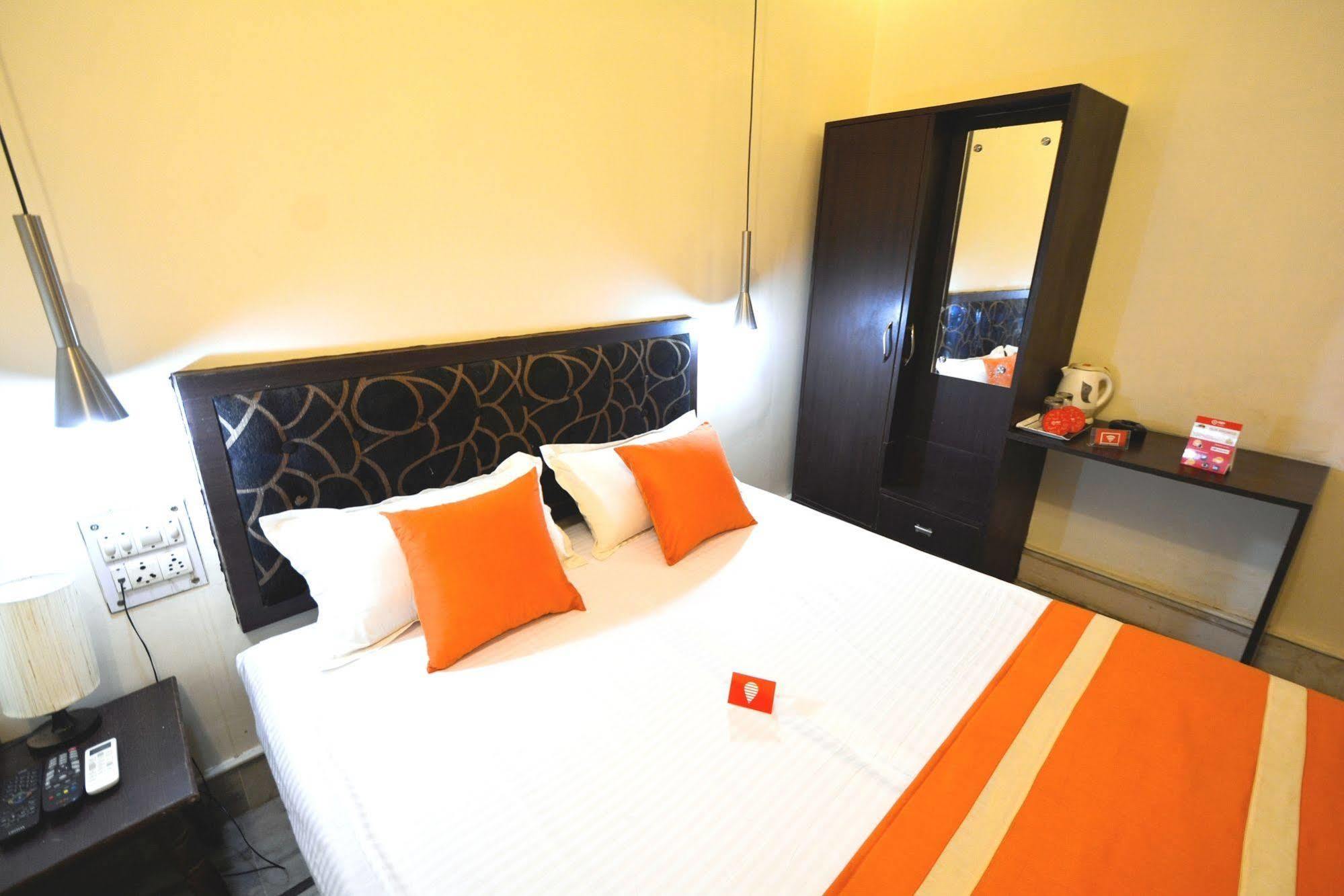 Ganges Inn Варанаси Экстерьер фото